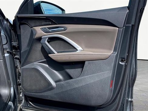 Used 2025 Audi Q5 Premium Plus w/ Premium Plus image 19