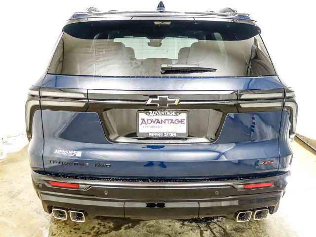 New 2027 Chevrolet Traverse RS w/ LPO, Floor Liner Package AWD/4WD image 6