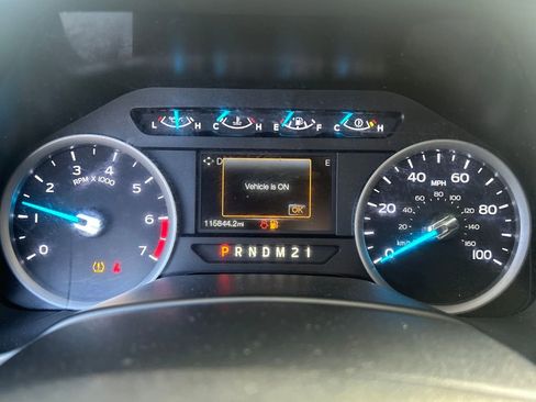 Used 2018 Ford F250 XLT w/ XLT Premium Package image 14