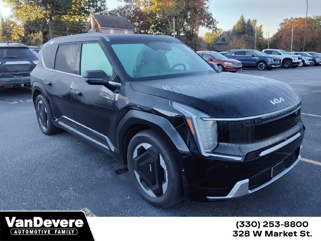 Used 2024 Kia EV9 Land AWD/4WD image 1