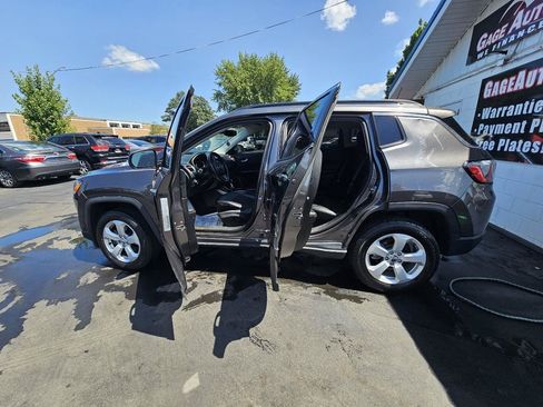 Used 2018 Jeep Compass Latitude w/ Popular Equipment Group AWD/4WD image 23