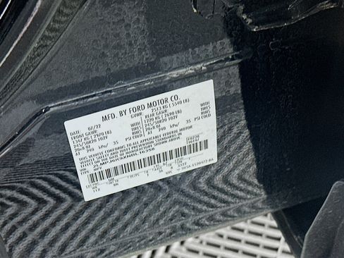 Used 2022 Lincoln Nautilus Reserve w/ Equipment Group 201A image 12