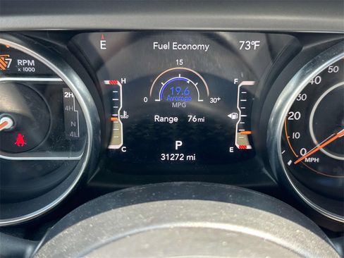 Used 2022 Jeep Gladiator Willys image 21