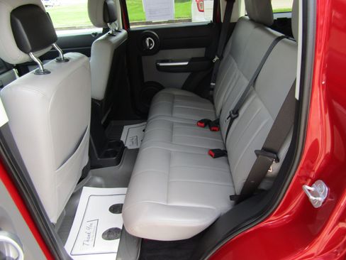 Used 2010 Dodge Nitro SXT AWD/4WD image 11