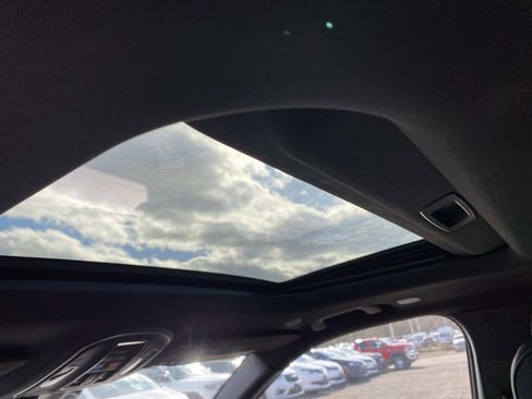 New 2026 Jeep Grand Cherokee Altitude image 8