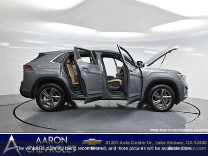 Used 2024 Volkswagen Atlas Cross Sport SEL R-Line