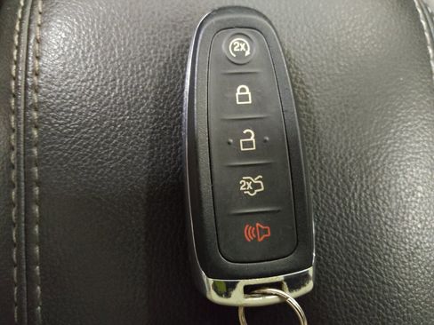 Used 2014 Ford Escape Titanium FWD image 32