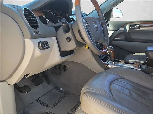 Used 2012 Buick Enclave Premium image 10