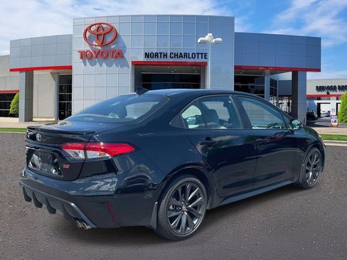 Used 2025 Toyota Corolla SE FWD image 8