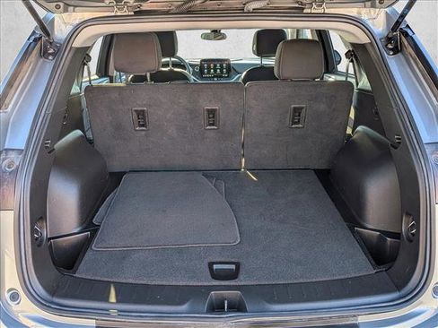 Used 2023 Chevrolet Blazer LT image 6