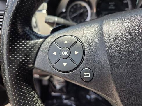 Used 2011 Mercedes-Benz E 550 Sedan image 15