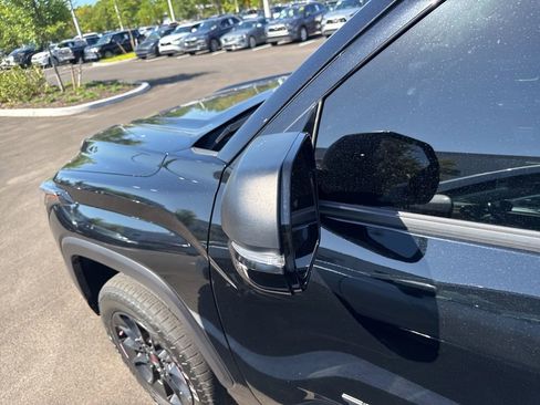 Used 2024 Toyota Tundra SR5 w/ SR5 Convenience Package AWD/4WD image 8