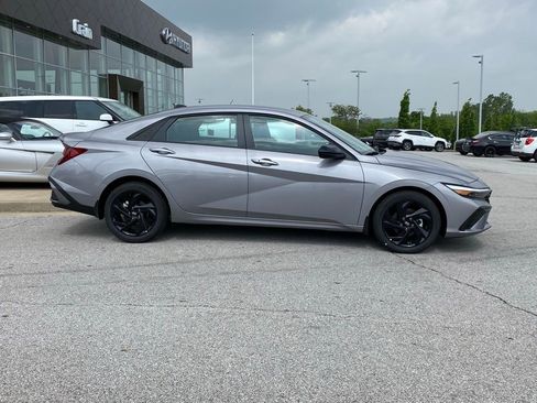 New 2026 Hyundai Elantra Sport FWD image 9