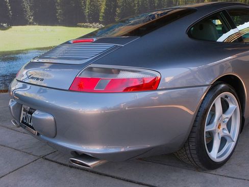 Used 2002 Porsche 911 Carrera image 37