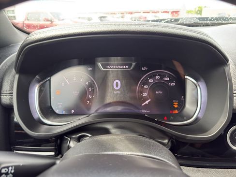 Used 2025 RAM 1500 Laramie AWD/4WD image 17