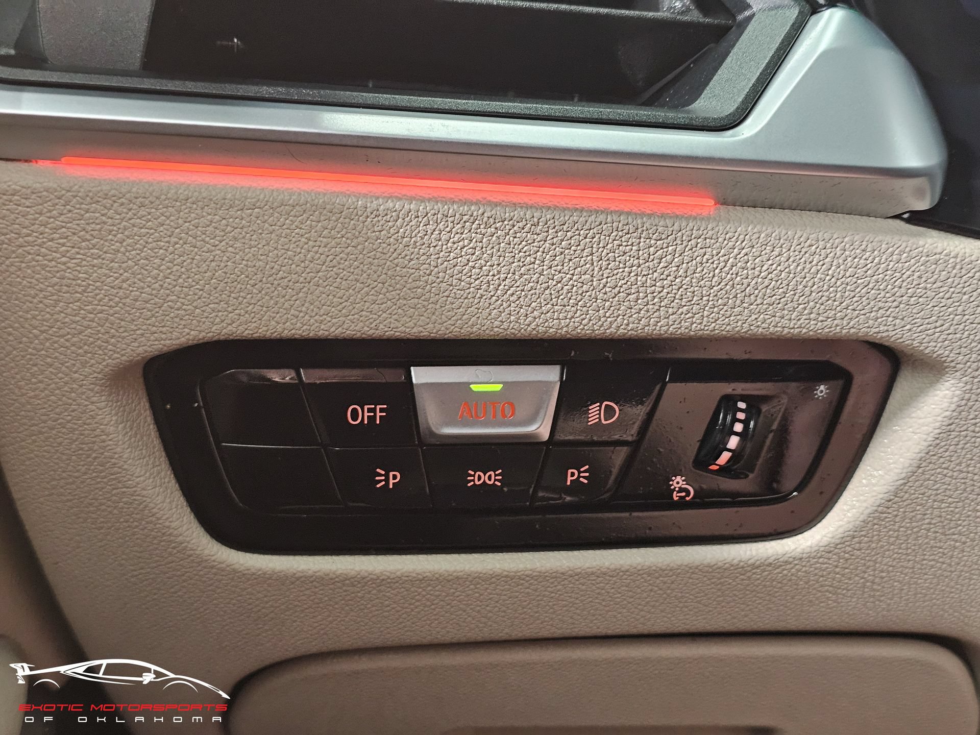 Used 2019 BMW 330i Sedan w/ Convenience Package RWD image 30