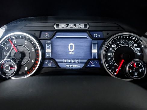 Used 2023 RAM 3500 Laramie AWD/4WD image 18