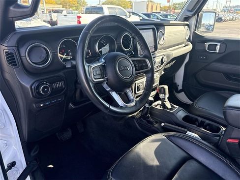 Used 2021 Jeep Wrangler Unlimited Sahara w/ Cold Weather Group image 10