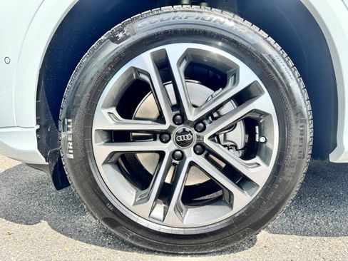New 2025 Audi Q5 Premium image 8