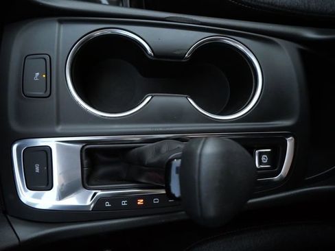 Used 2024 Chevrolet Equinox LT image 14