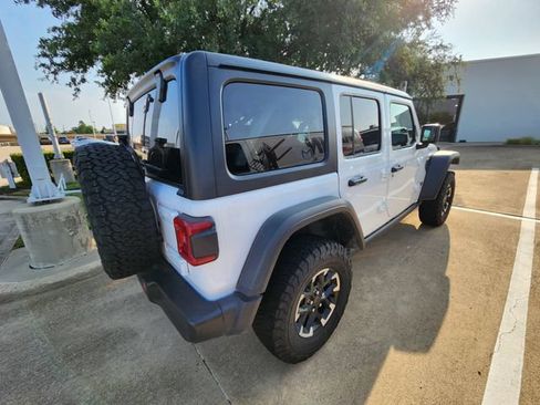 Used 2026 Jeep Wrangler Unlimited Rubicon AWD/4WD image 6