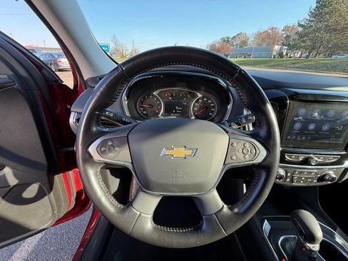 Certified 2021 Chevrolet Traverse LT image 18