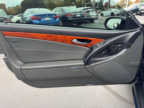 Used 2005 Mercedes-Benz SL 65 AMG image 7