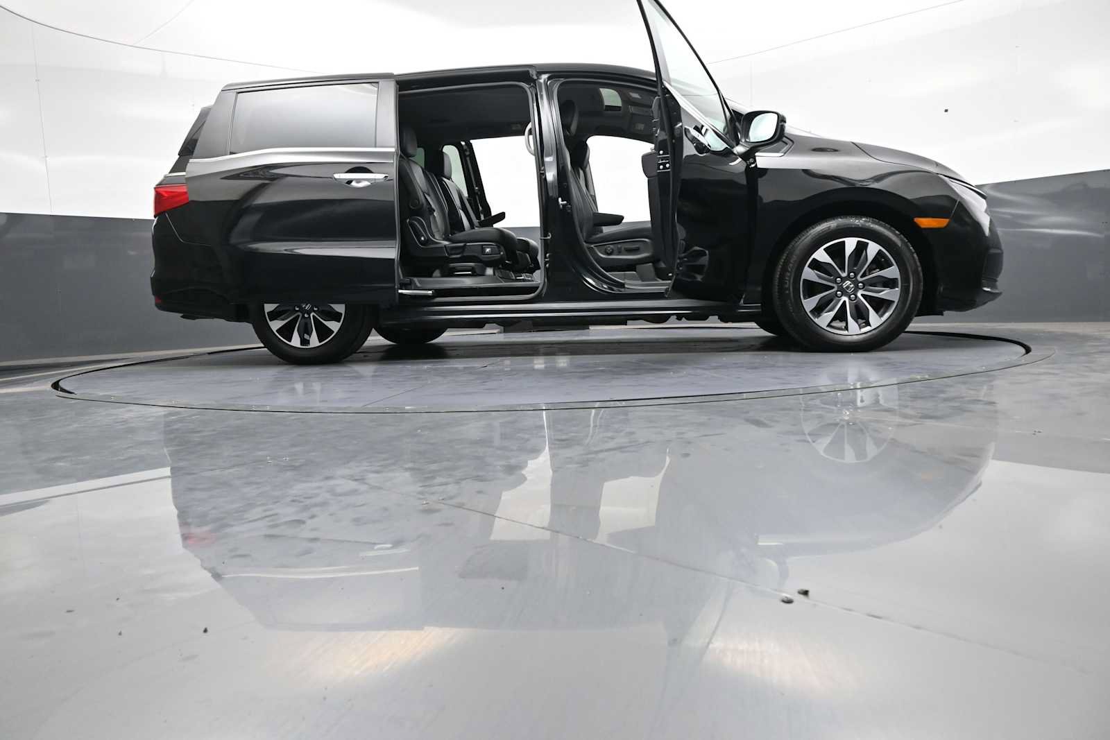 Certified 2023 Honda Odyssey EX-L image 51