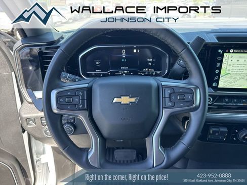 Used 2025 Chevrolet Silverado 2500 LT w/ Safety Package AWD/4WD image 30