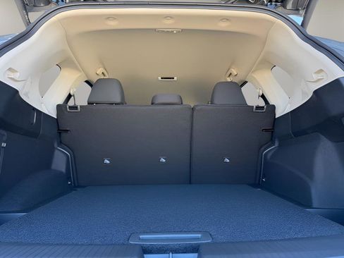 New 2026 Nissan Rogue SV image 8