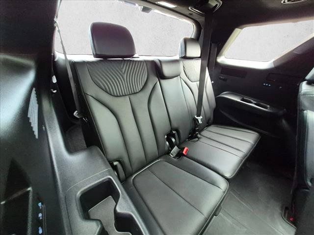 Used 2023 Hyundai Palisade Calligraphy w/ Winter Package FWD image 19