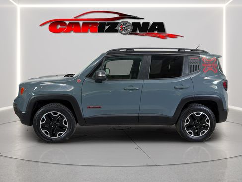 Used 2016 Jeep Renegade Trailhawk AWD/4WD image 11