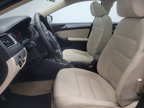 Used 2014 Volkswagen Jetta SE FWD image 17