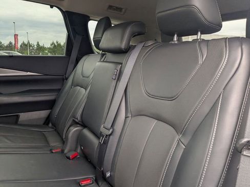Used 2023 INFINITI QX60 Luxe w/ Cargo Package FWD image 28