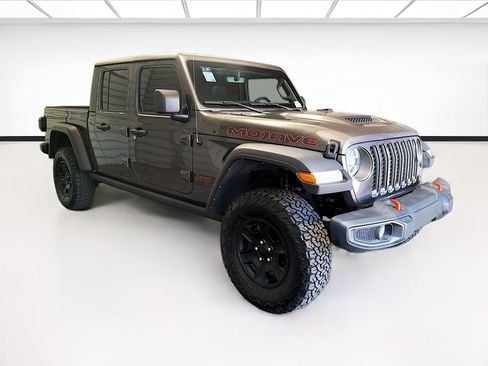 Used 2022 Jeep Gladiator Mojave w/ LED Lighting Group AWD/4WD image 3