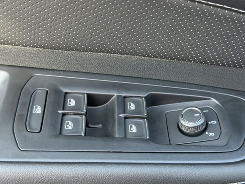 New 2026 Volkswagen Atlas SEL image 15