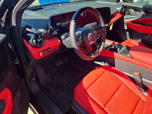 New 2026 Chevrolet Blazer EV SS AWD/4WD image 2