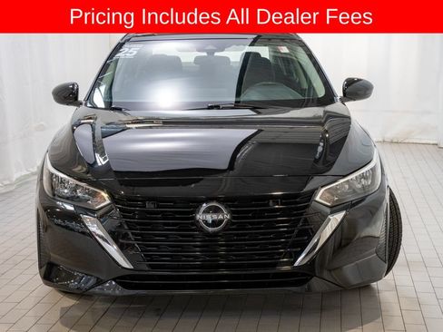 Used 2025 Nissan Sentra SV w/ All-Weather Package FWD image 2