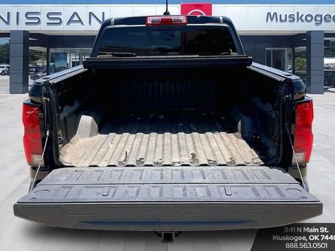 Used 2024 Chevrolet Colorado Z71 w/ Z71 Convenience Package 2 AWD/4WD image 7