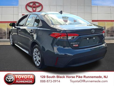 Certified 2024 Toyota Corolla LE FWD image 4