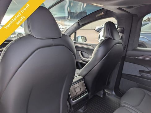 Used 2024 Tesla Model X image 13