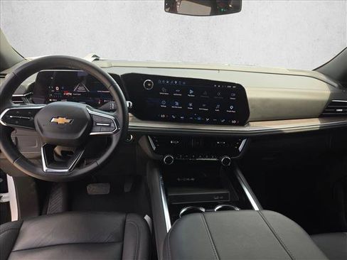 Used 2025 Chevrolet Tahoe LT AWD/4WD image 18