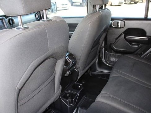 Used 2020 Jeep Wrangler Unlimited Sport image 23