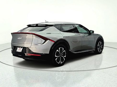 Used 2022 Kia EV6 Wind w/ Wind Technology Package AWD/4WD image 7