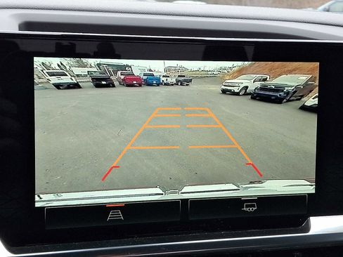 Used 2025 GMC Sierra 1500 Elevation image 18