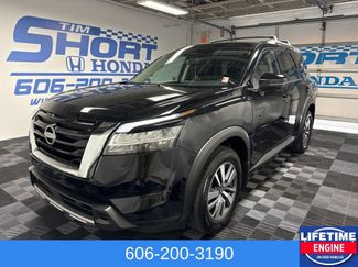 Used 2024 Nissan Pathfinder SL AWD/4WD 360° Tour