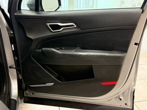 Used 2023 Kia Sportage LX FWD image 22