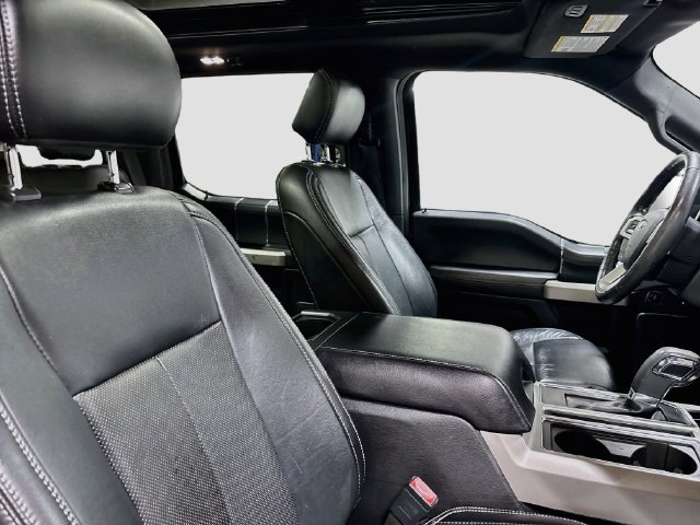 Used 2019 Ford F150 Lariat w/ Equipment Group 502A Luxury AWD/4WD image 21