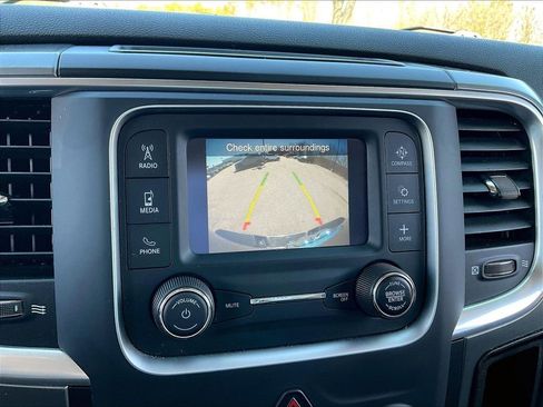 Used 2024 RAM 1500 Classic SLT AWD/4WD image 18