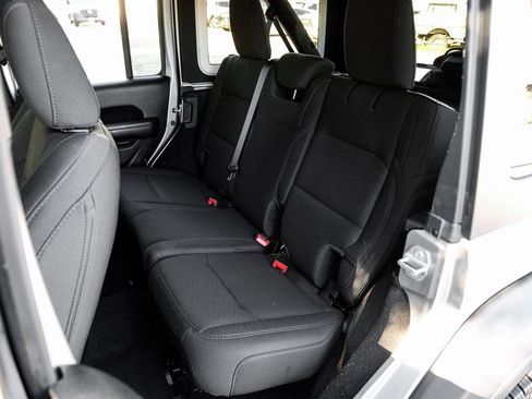 Used 2021 Jeep Wrangler Unlimited Sport S image 54